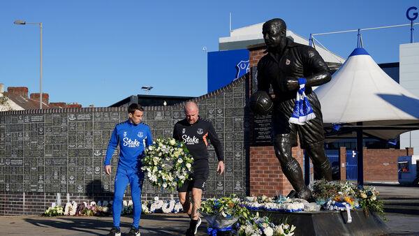 Sean Dyche and Seamus Coleman pay tribute to Everton chairman Bill Kenwright