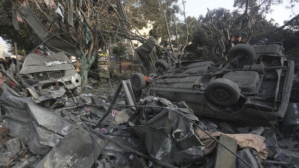 Israel steps up bombardment of Gaza Strip